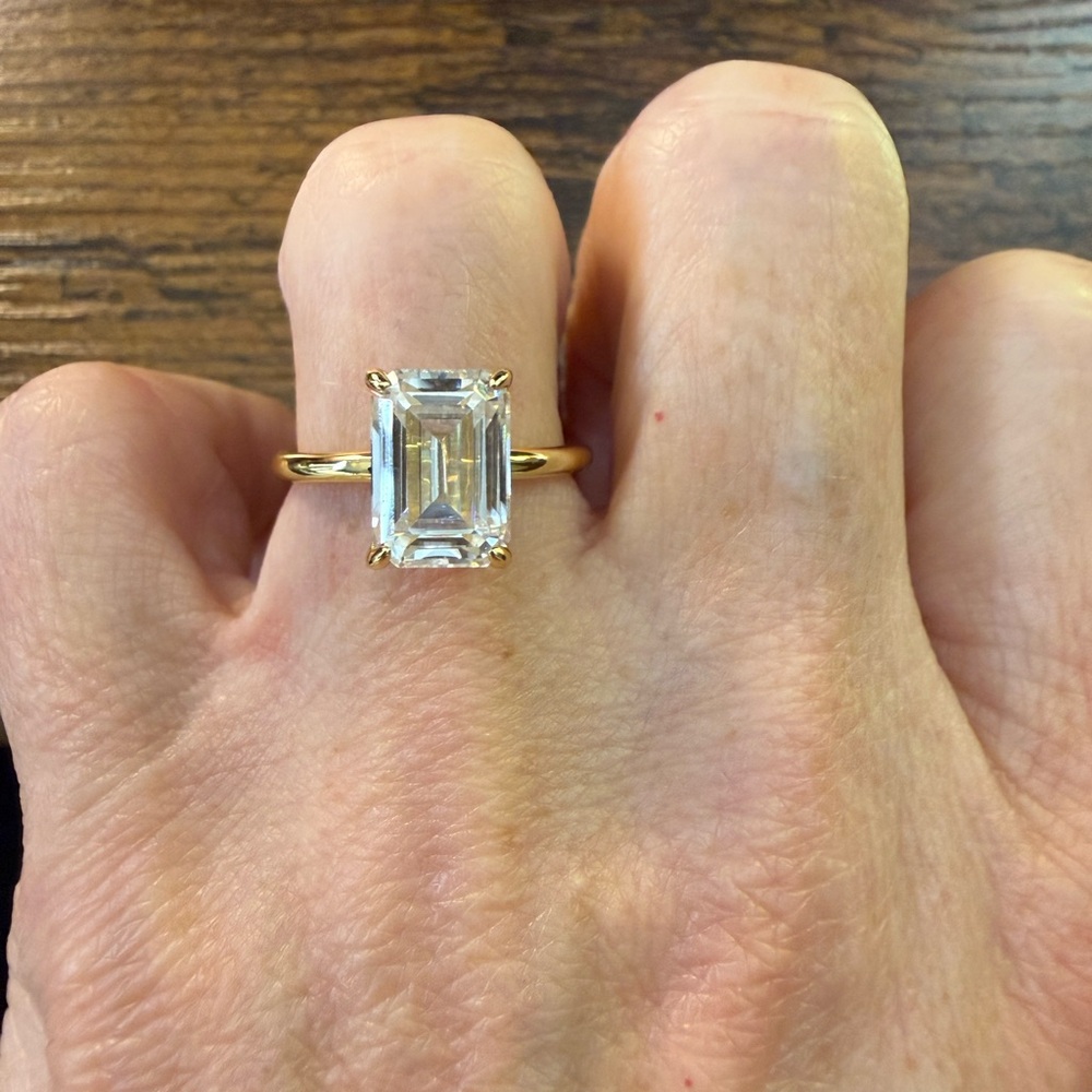 NWT Elegant Moissanite Rings with GRA Certification - size 6 - Picture 5 of 10